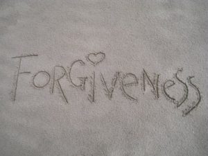 8. forgiveness 1767432 340